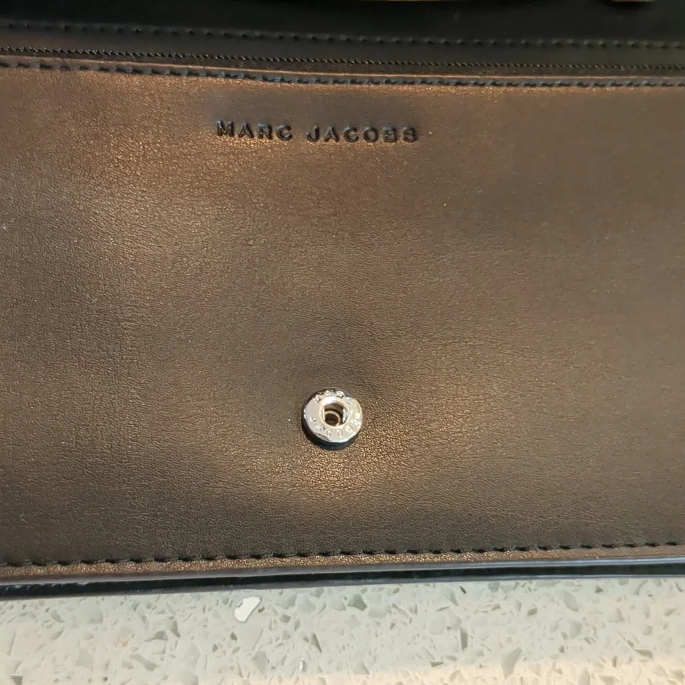 Marc Jacobs Tan Leather Crossbody Bag - Picture 8 of 10